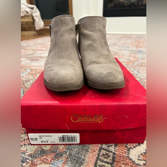 Women’s Carlos brand booties - Picture 6 of 6